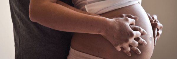 6 astuces pour déclencher le travail naturellement