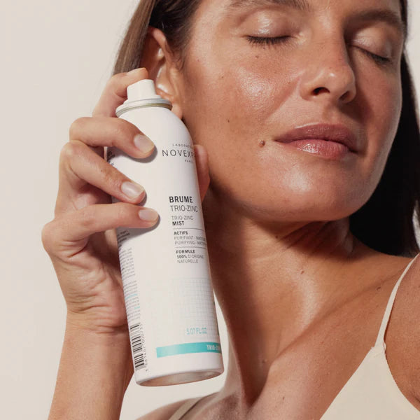 brume purifiante anti-acné novexpert application