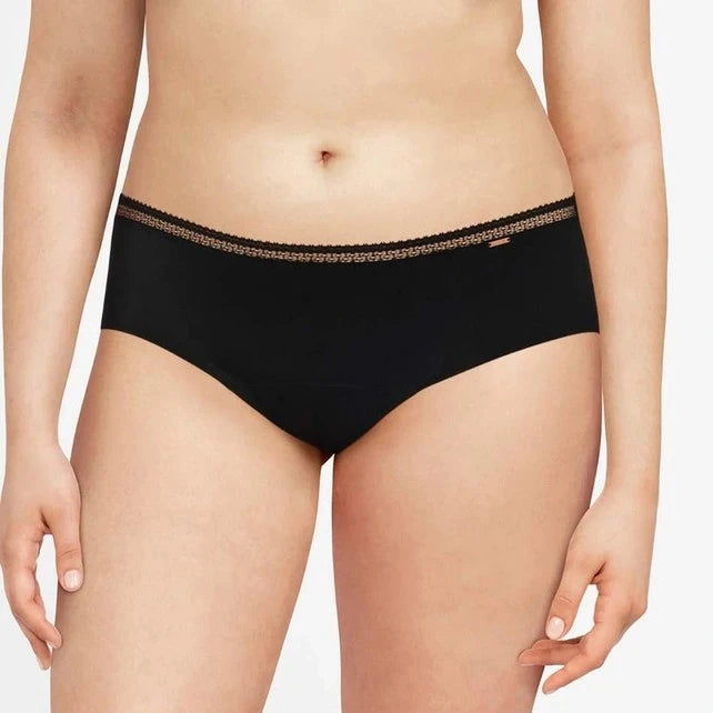 shorty menstruel graphic noir chantelle avant